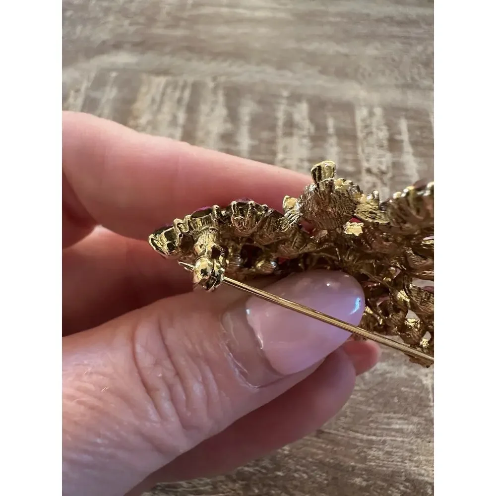 Vintage Red Rhinestone Cluster Brooch Pin Gold Tone Sparkly Crystal